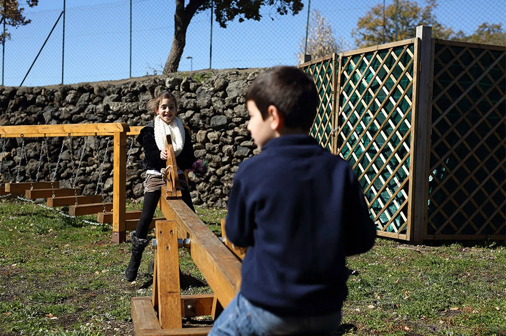 bambini che giocano