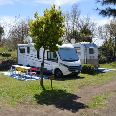 area-attrezzata-camper-etna area attrezzata camper etna
